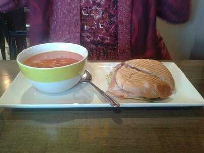 Spinelli's Bar Italia