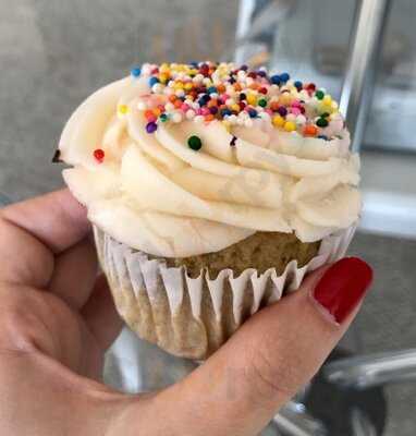 Strawberry Blonde Bakery