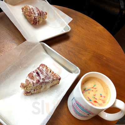 Strawberry Blonde Bakery