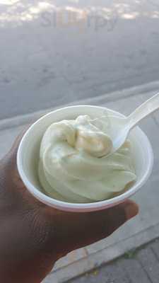 Strawberry Blonde Bakery