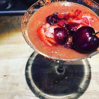 El Tenedor Restaurant