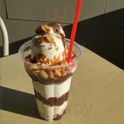 Dairy Queen Grill & Chill