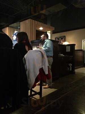 Shoeless Joe's Sports Grill - Mississauga Amc