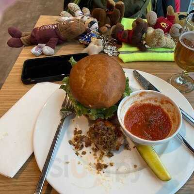 Capital Grill And Bar