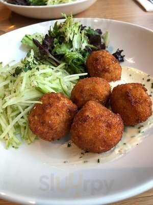 Capital Grill And Bar