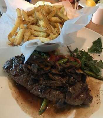 Capital Grill And Bar