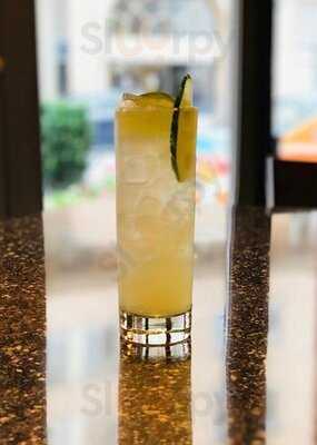 Hemispheres Restaurant & Bistro