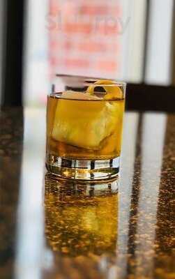 Hemispheres Restaurant & Bistro