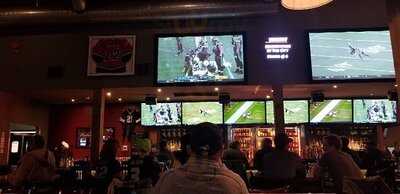 Richmond's Pub And Eatery