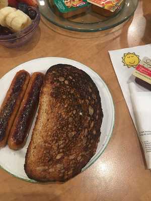 Cora Breakfast And Lunch