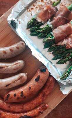 William J Walter Saucissier