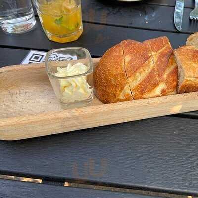 Brownstone Restaurant