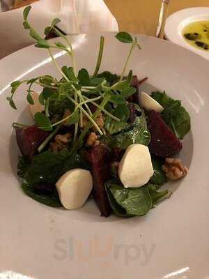 Speekezzies Cafe & Wine Bar