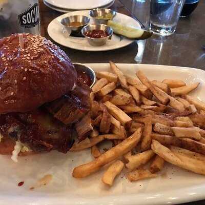 Sociable Kitchen & Tavern