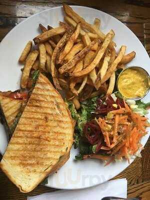 St. Veronus Cafe And Tap Room