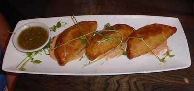 Barra Fion Tapas & Barrel