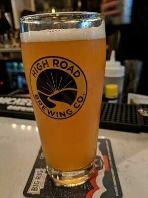 Hungry Brew Hops Public House And Eatery