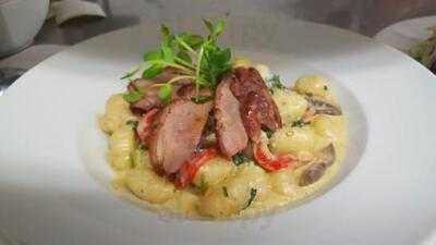 Bollocks Pub & Kitchen