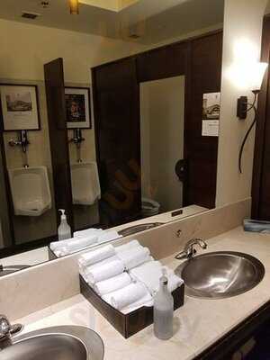 L'aurochs Steakhouse