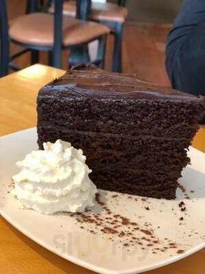 Calories Bakery And Restaurant