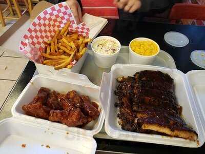 Horn Dawgs Smokin Bbq