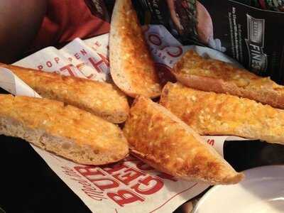 Red Robin Restaurant