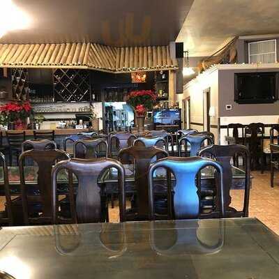 Broken Rice Restaurant