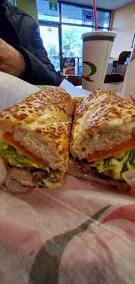 Fraser Heights Quizno's Subs