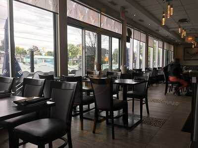 Diana's Oyster Bar & Grill