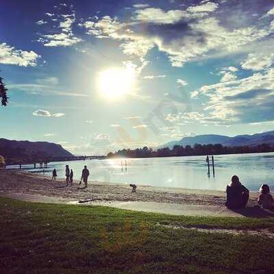 Scoopz Ice Cream Parlour