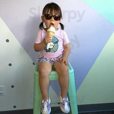 Scoopz Ice Cream Parlour