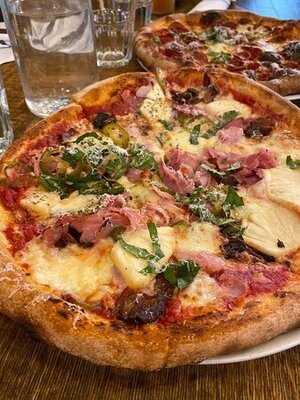 Son Of A Peach Pizzeria