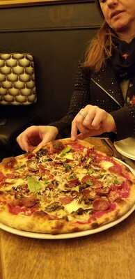 Son Of A Peach Pizzeria