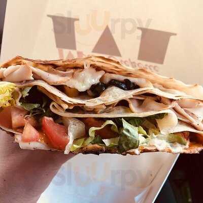 Muncheez Creperie