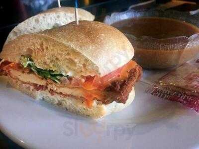 The Yard & Flagon Pub