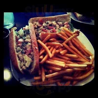 Chez Meme Baguette Bistro