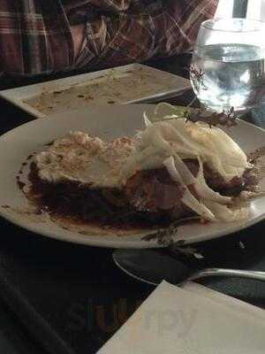 Mia Tapas Indonesiens