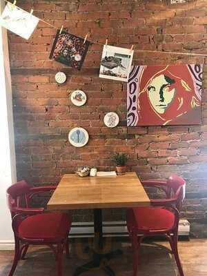 Hinnawi Bros Bagel & Cafe