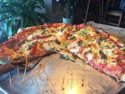 Zucca's Ristorante And Pizzeria