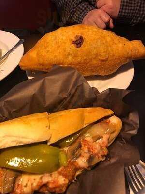 Zucca's Ristorante And Pizzeria