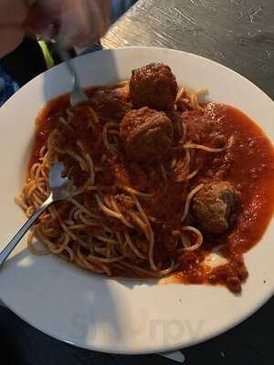 Zucca's Ristorante And Pizzeria