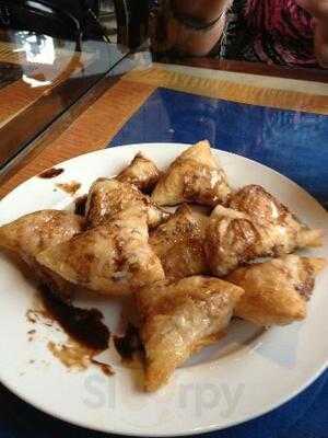 Golden Pagoda Restaurant