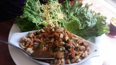 Alexander's Restaurant & Bar