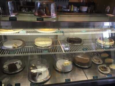 Alexander's Restaurant & Bar