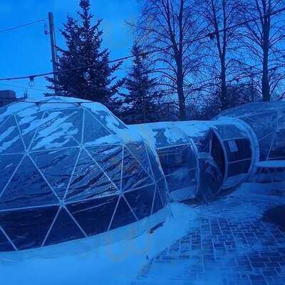 Cachet Restaurant + Bar