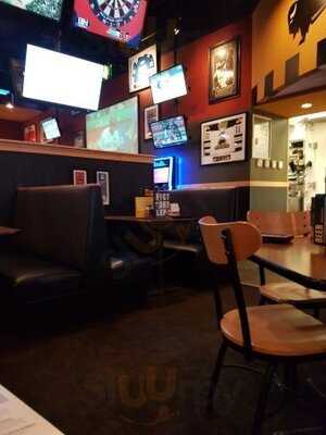 Buffalo Wild Wings Grill And Bar