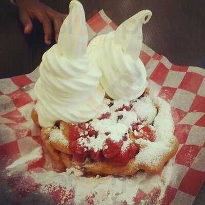 Kiki's Funnel Cakes
