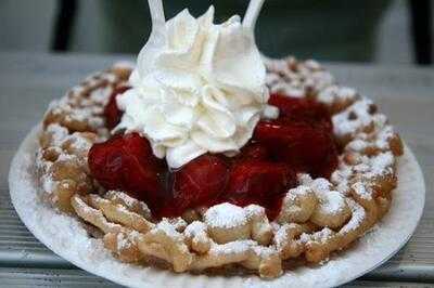 Kiki's Funnel Cakes