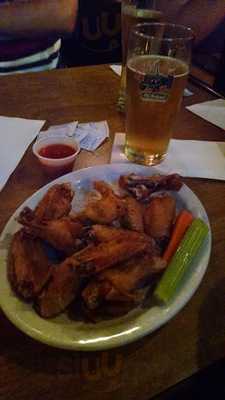 Whispers Pub & Eatery