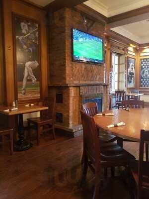 Liverpool John's Pub & Restaurant